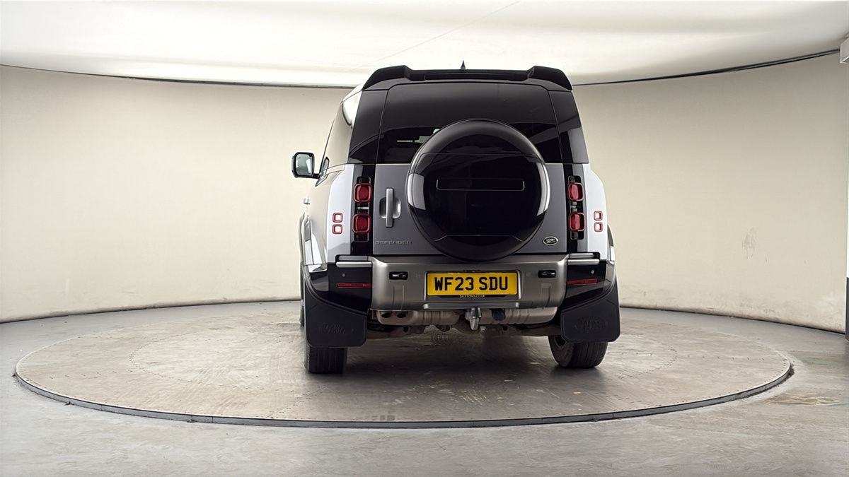 More views of Land Rover Defender 90
