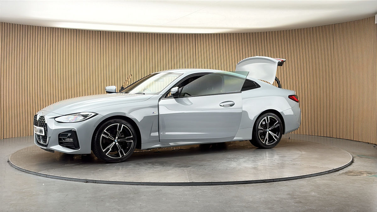 More views of BMW 4 Series