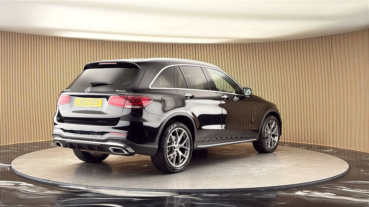 More views of Mercedes-Benz GLC