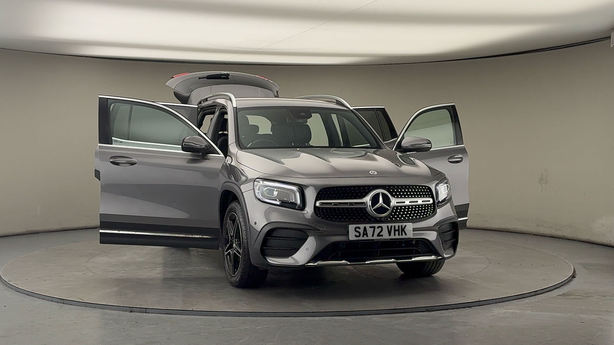 More views of Mercedes-Benz GLB