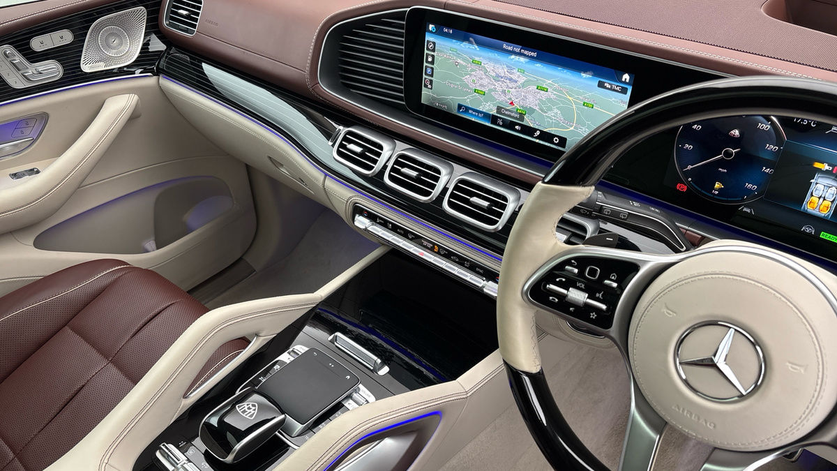 Mercedes-Benz Maybach GLS Image 18