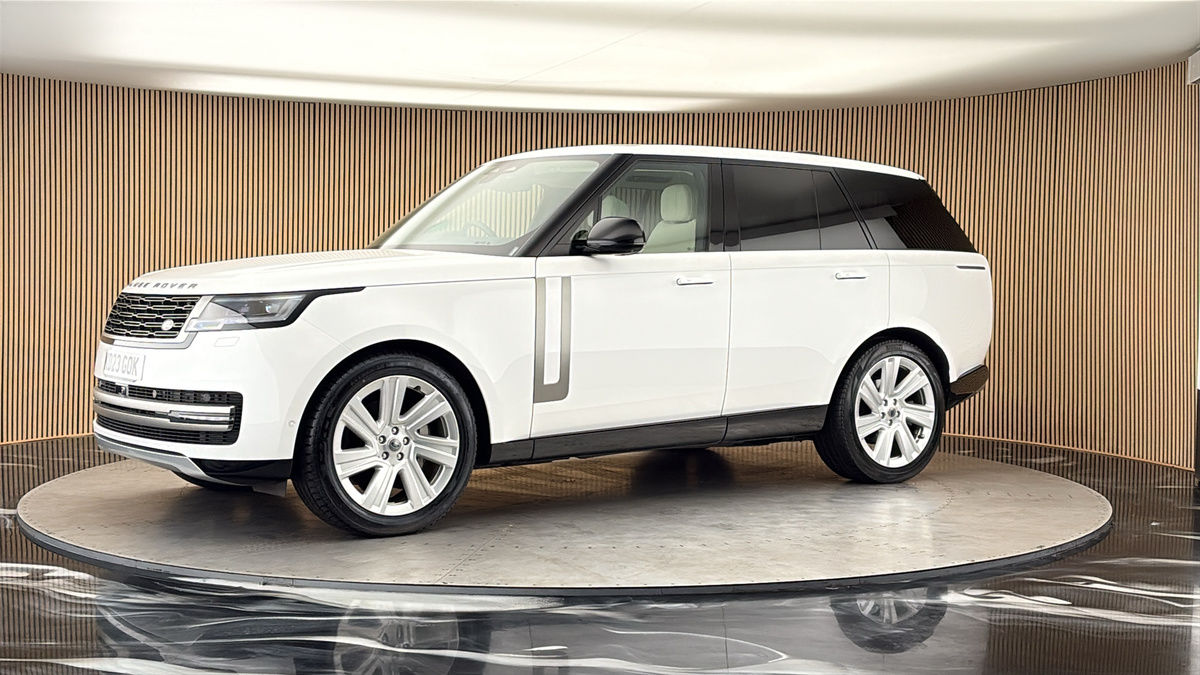 More views of Land Rover Range Rover