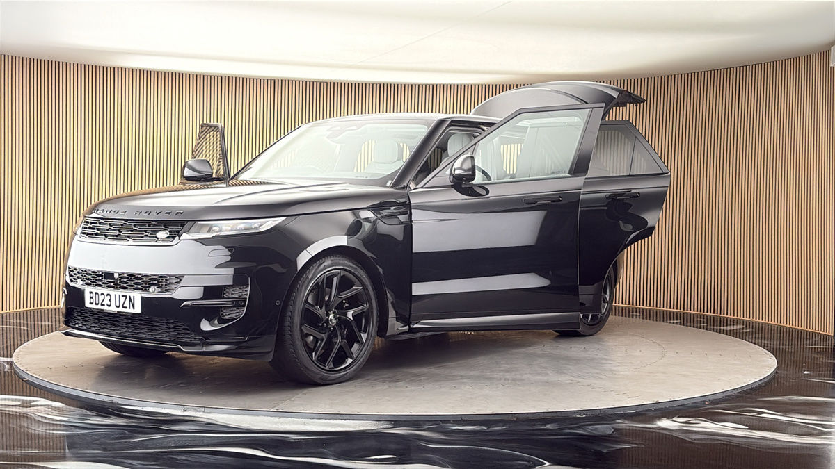 More views of Land Rover Range Rover Sport