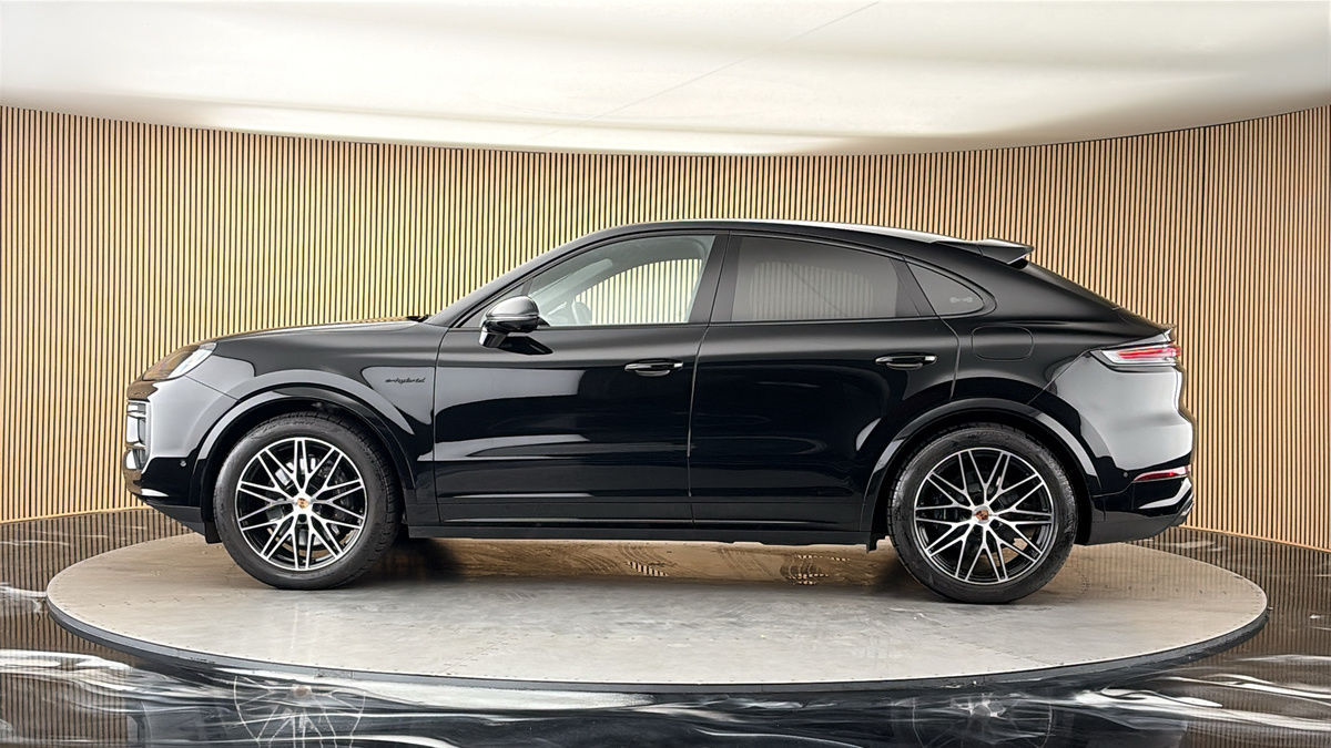 Porsche Cayenne Image 15