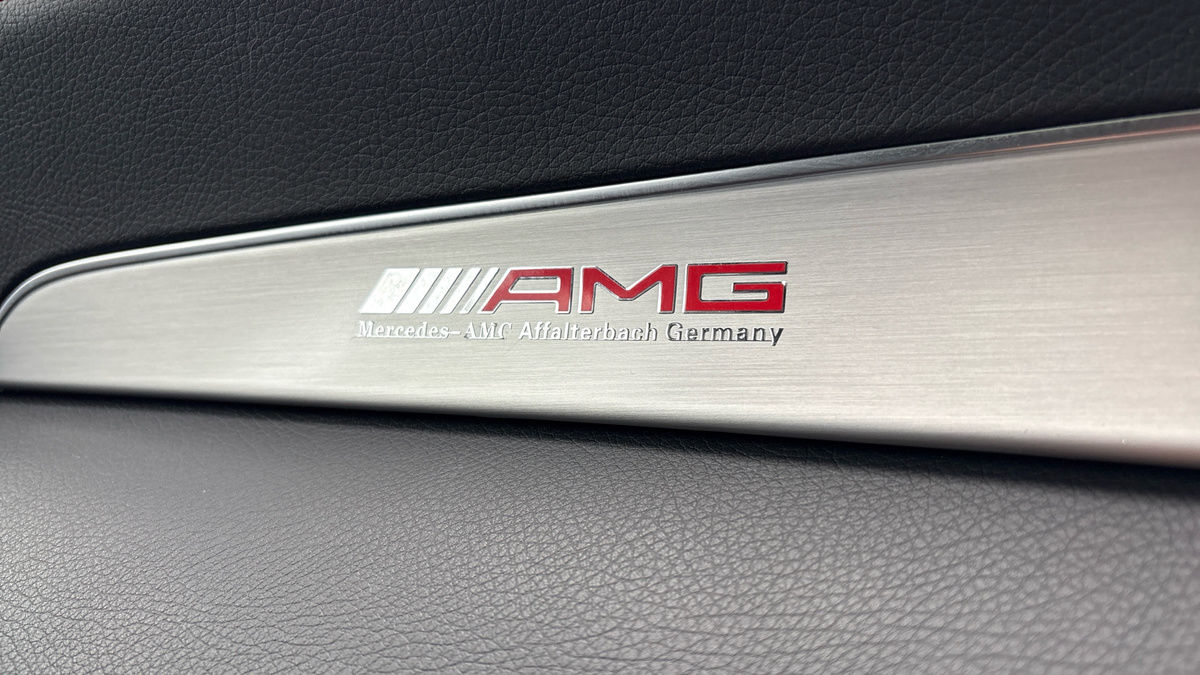 Mercedes-Benz GLC Image 26