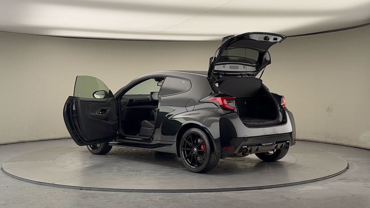 More views of Toyota Yaris