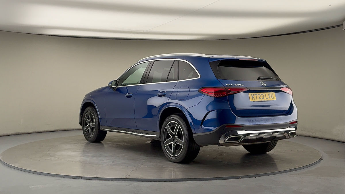 Mercedes-Benz GLC Image 2