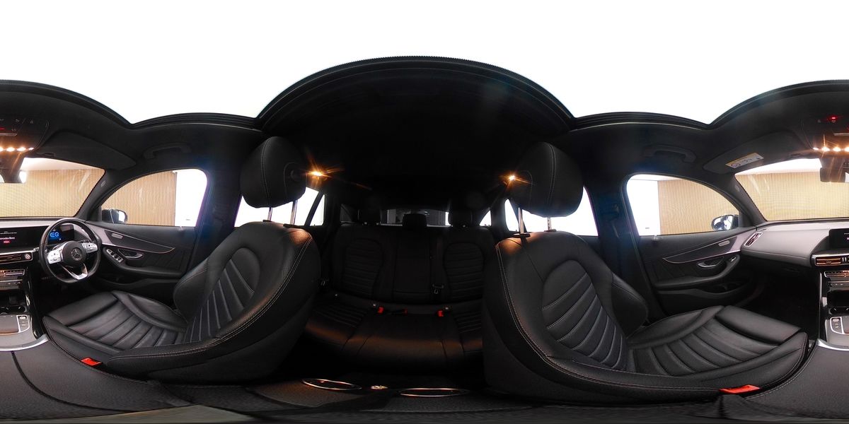 More views of Mercedes-Benz EQC