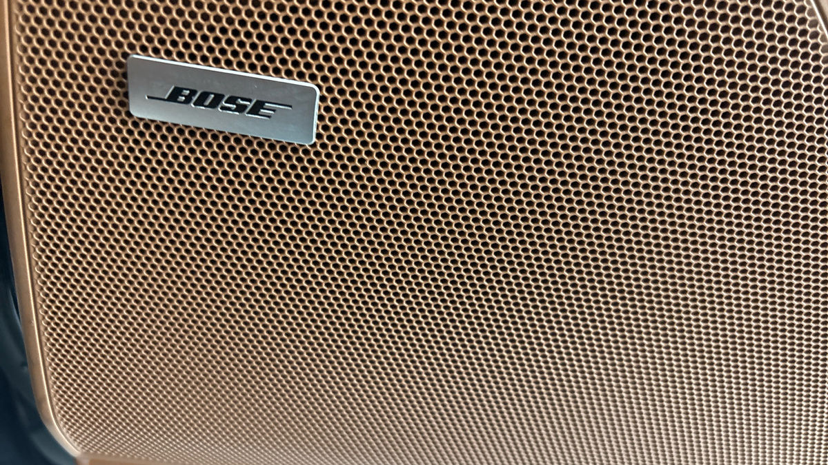 Porsche Cayenne Image 28