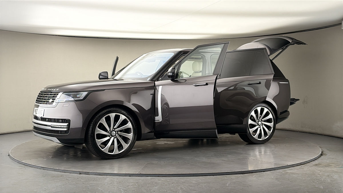 More views of Land Rover Range Rover