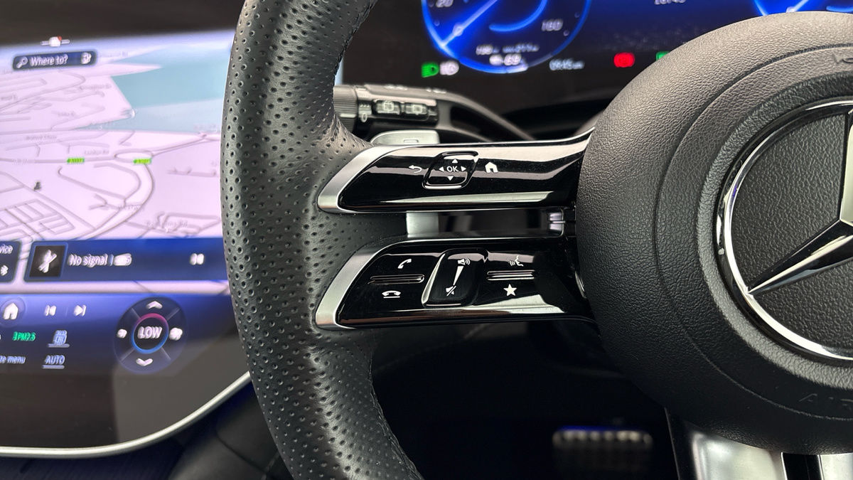 Mercedes-Benz EQE Image 14