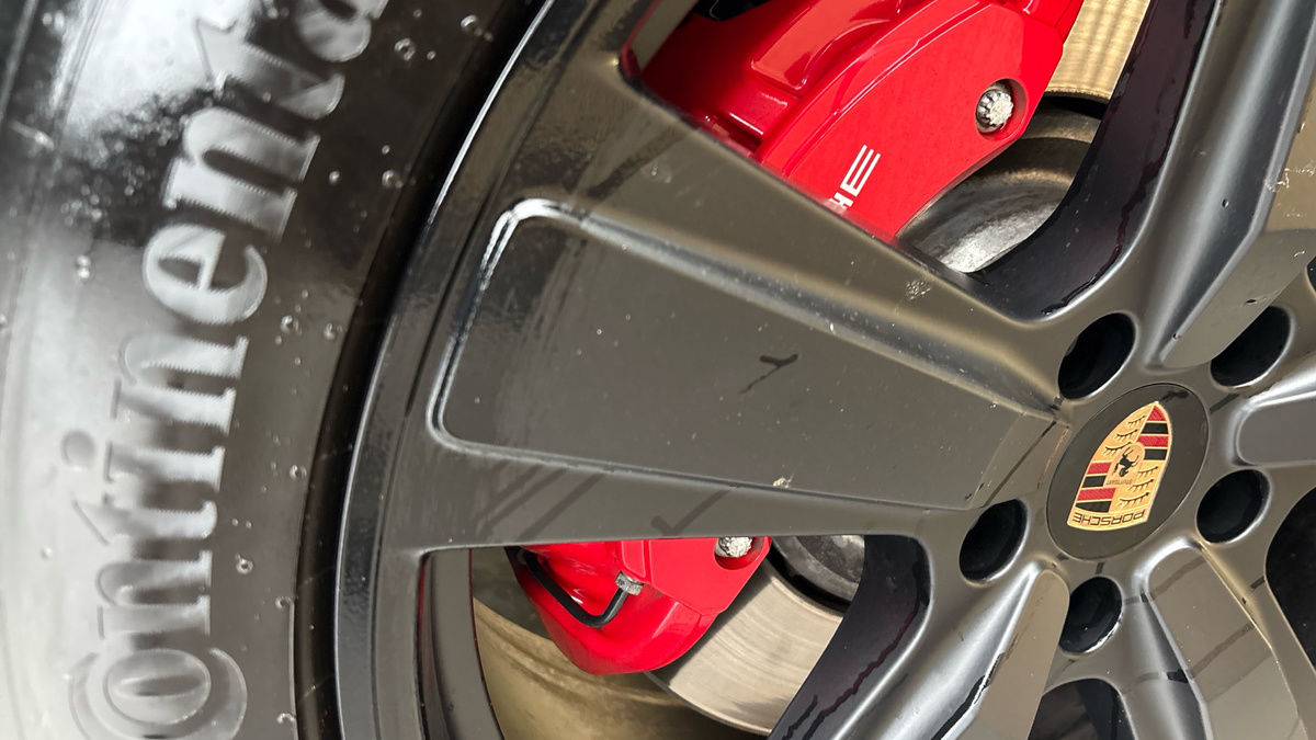Porsche Cayenne Image 34