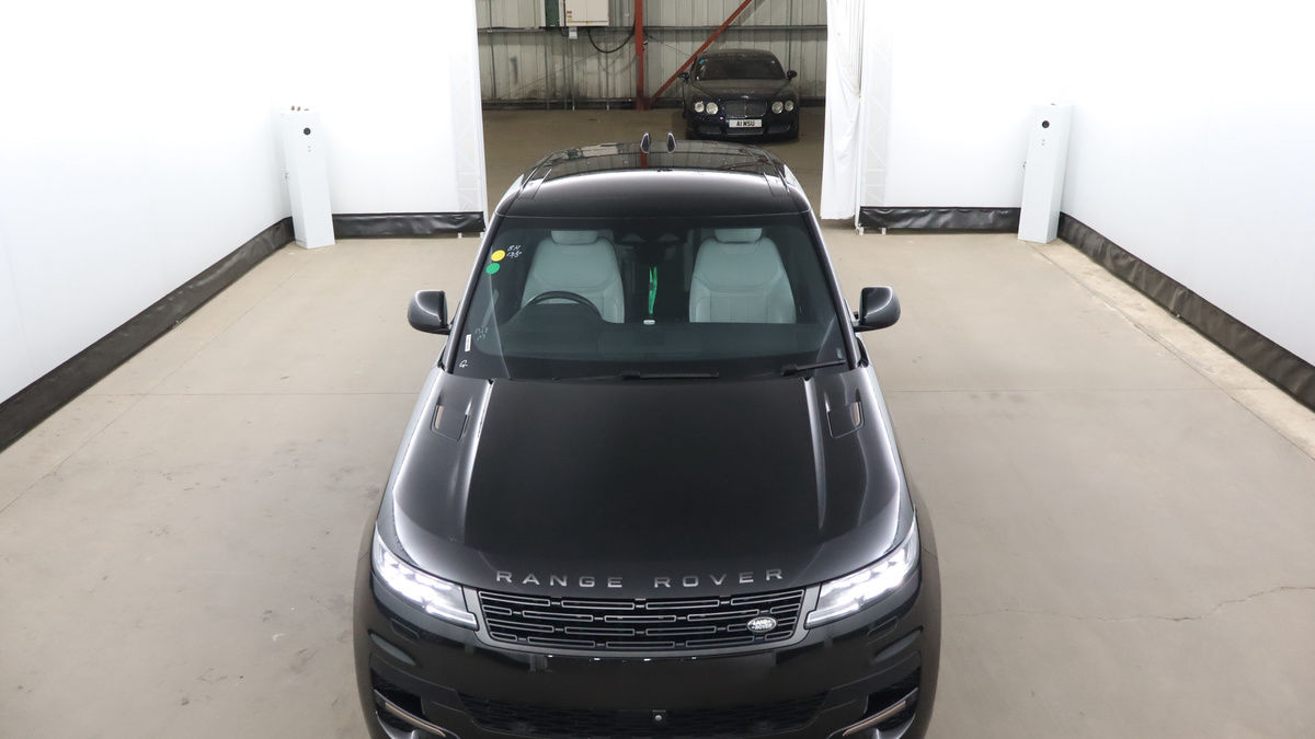 Land Rover Range Rover Sport Image 7