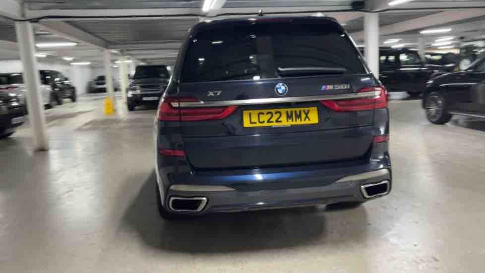 More views of BMW X7