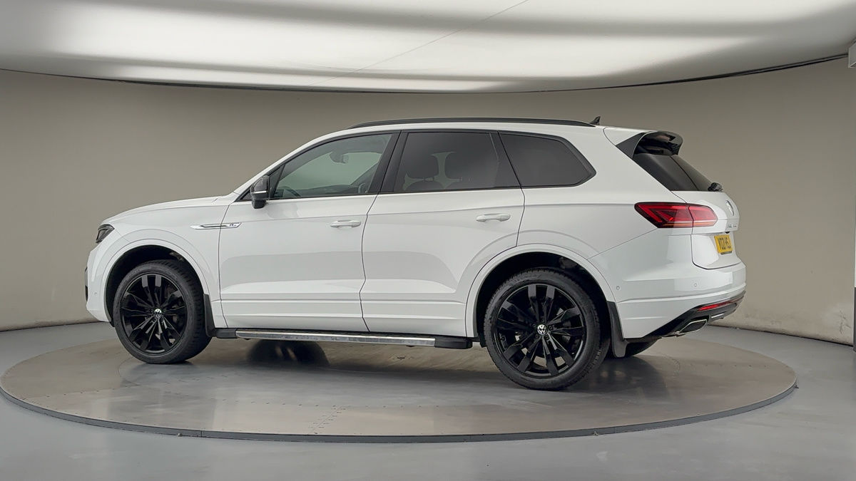 More views of Volkswagen Touareg