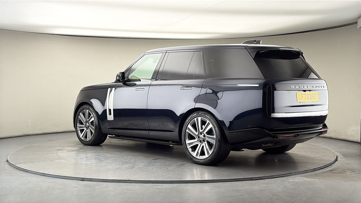 More views of Land Rover Range Rover