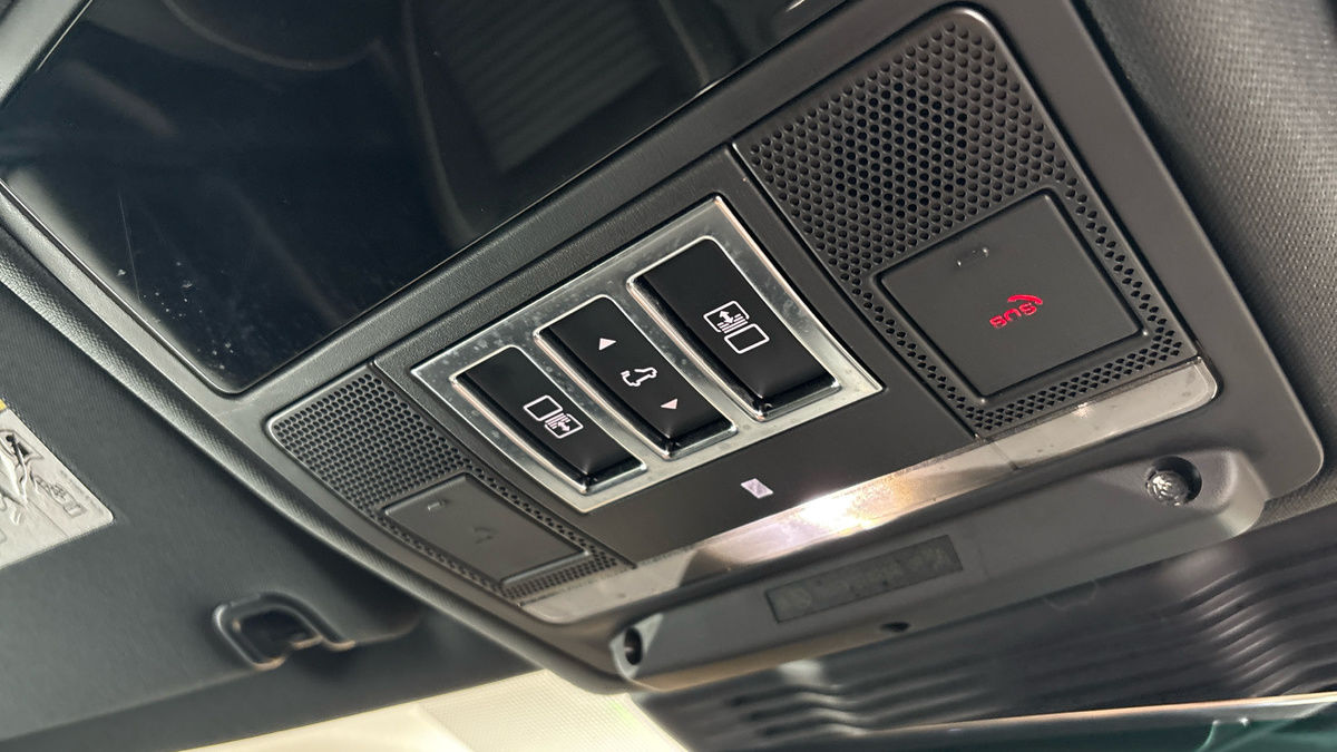 Land Rover Discovery Image 33