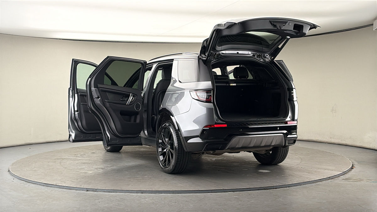 More views of Land Rover Discovery Sport