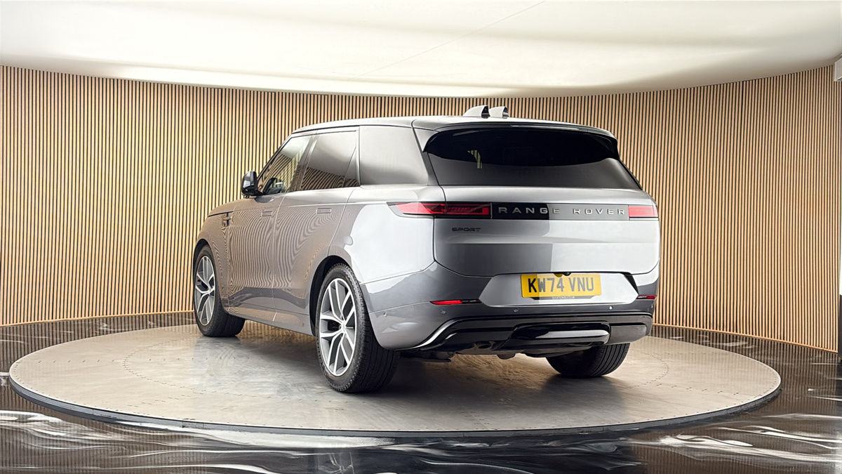 More views of Land Rover Range Rover Sport