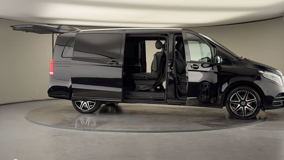 More views of Mercedes-Benz V Class