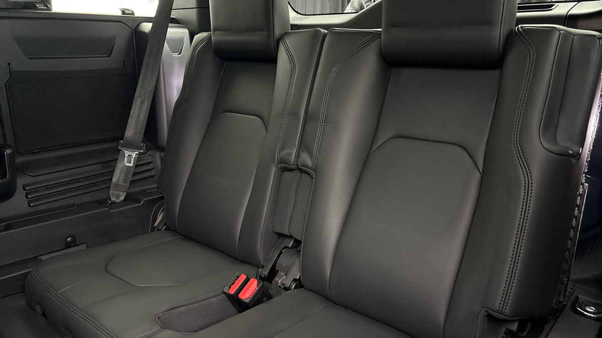 Land Rover Defender 110 Urban Image 28