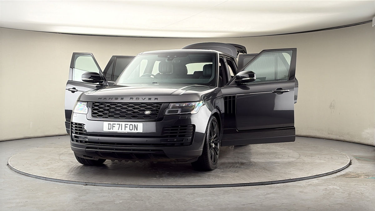 More views of Land Rover Range Rover