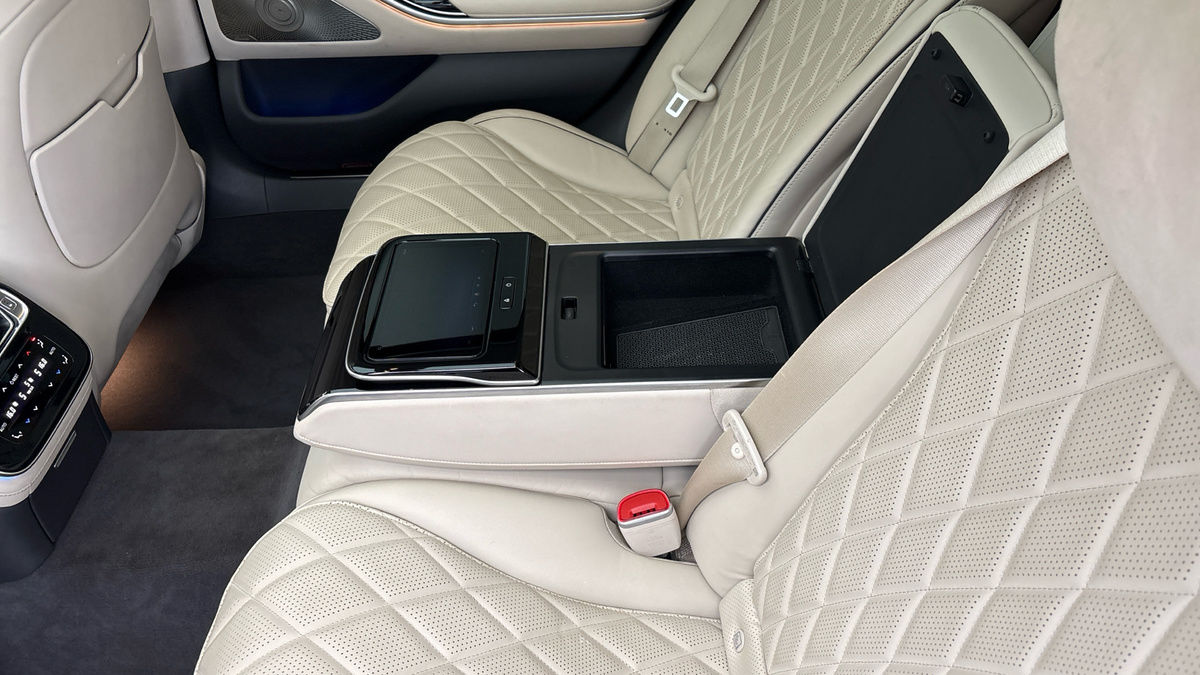 Mercedes-Benz S Class Image 9