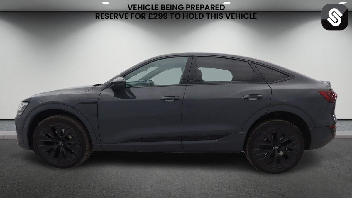 Audi Q8 e-tron Image 6