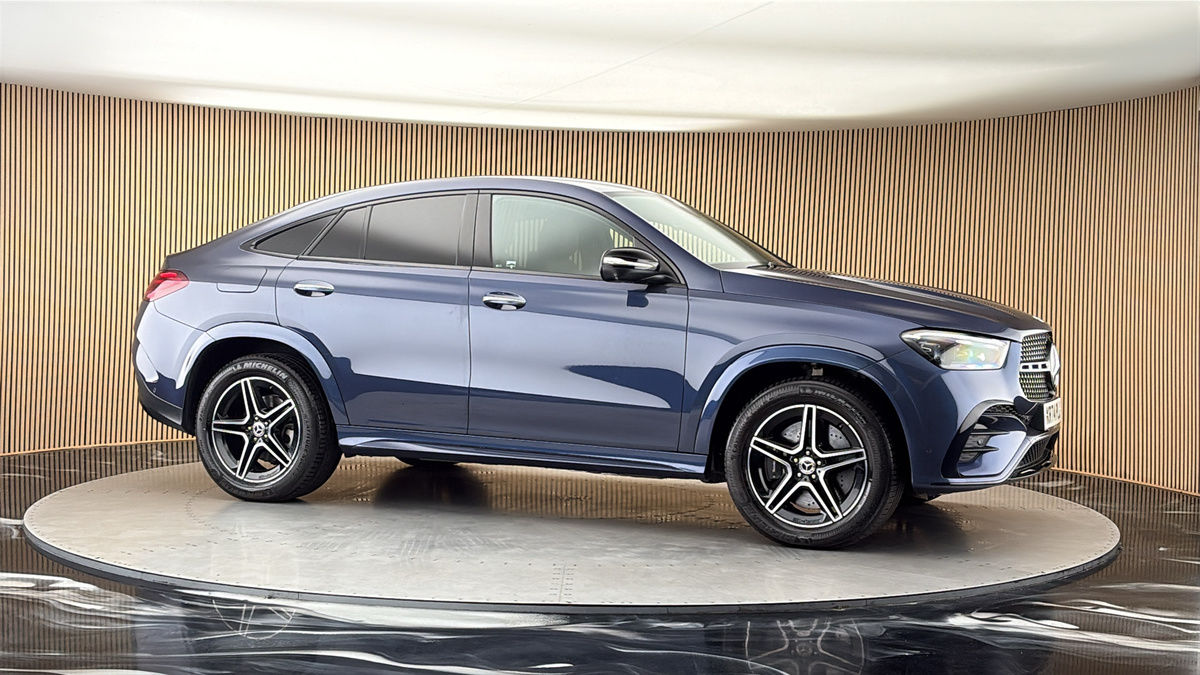 More views of Mercedes-Benz GLE