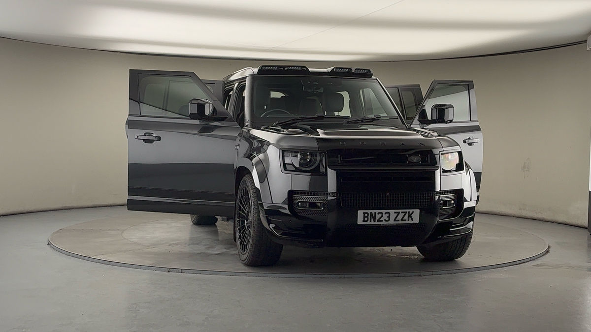 More views of Land Rover Defender 130