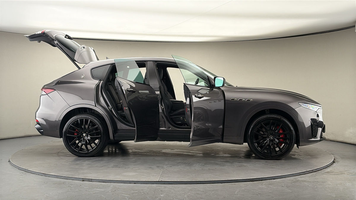 More views of Maserati Levante