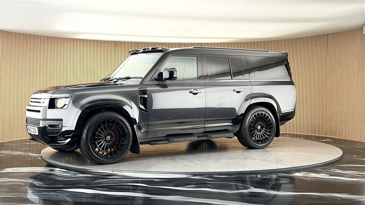 More views of Land Rover Defender 130