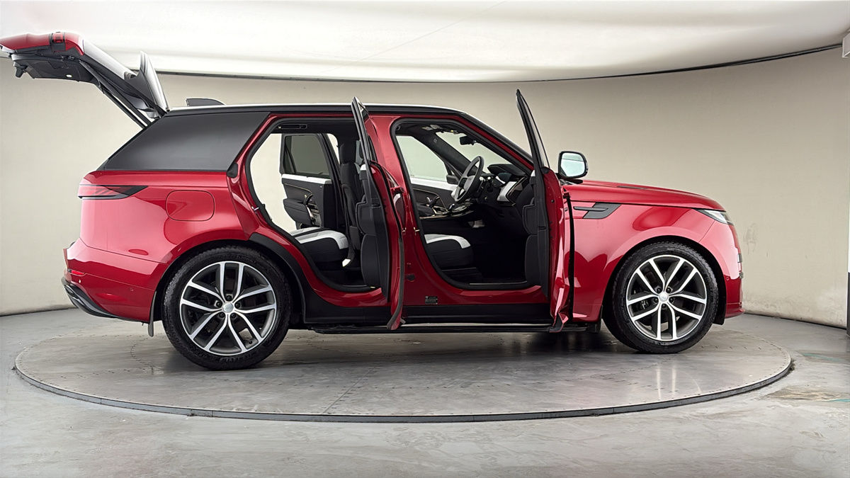 More views of Land Rover Range Rover Sport