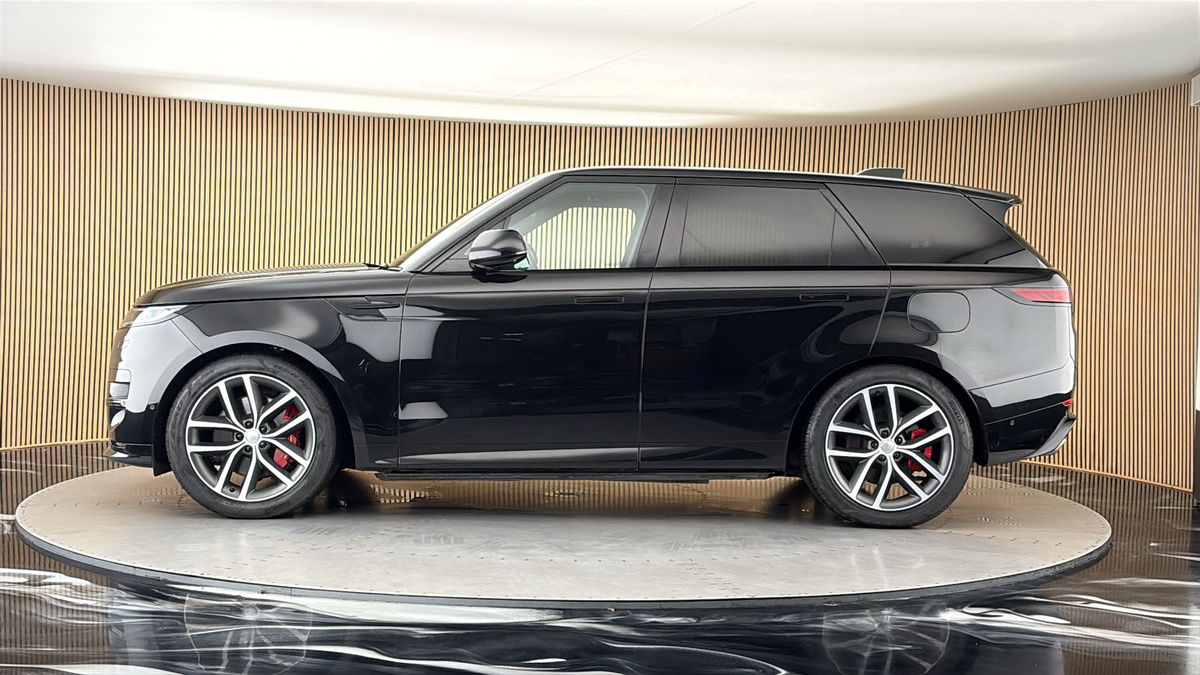 Land Rover Range Rover Sport Image 15