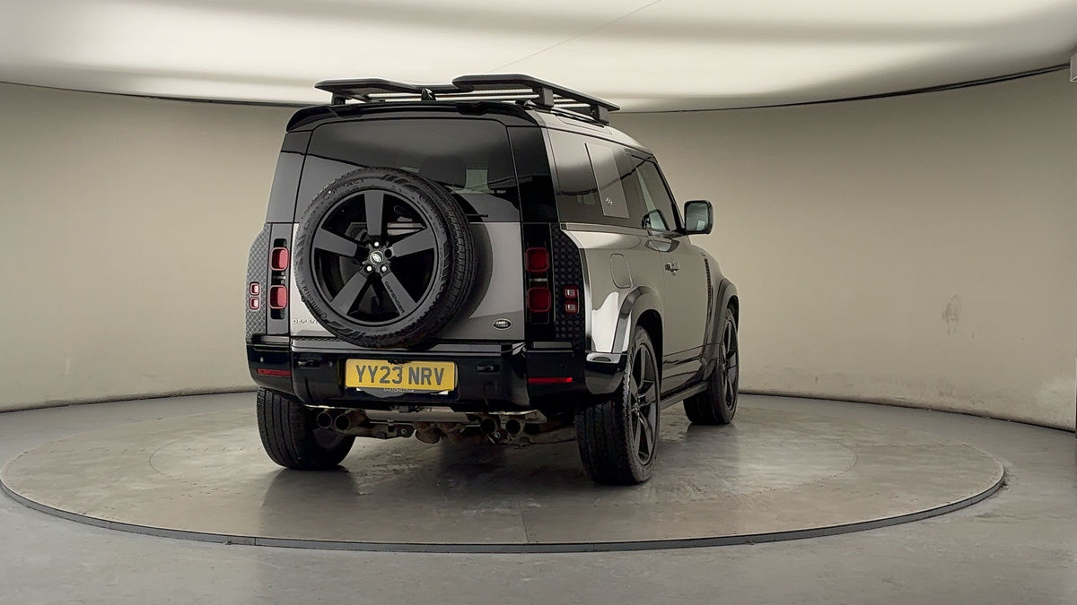 More views of Land Rover Defender 90