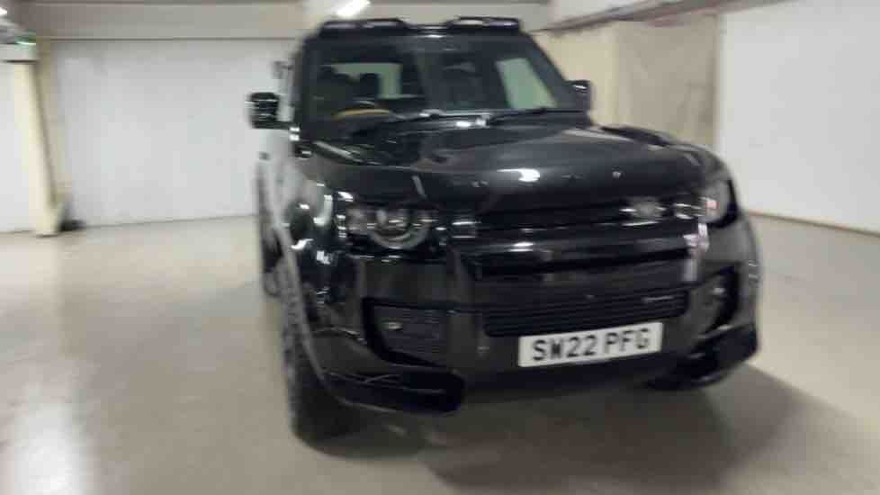 More views of Land Rover Defender 90