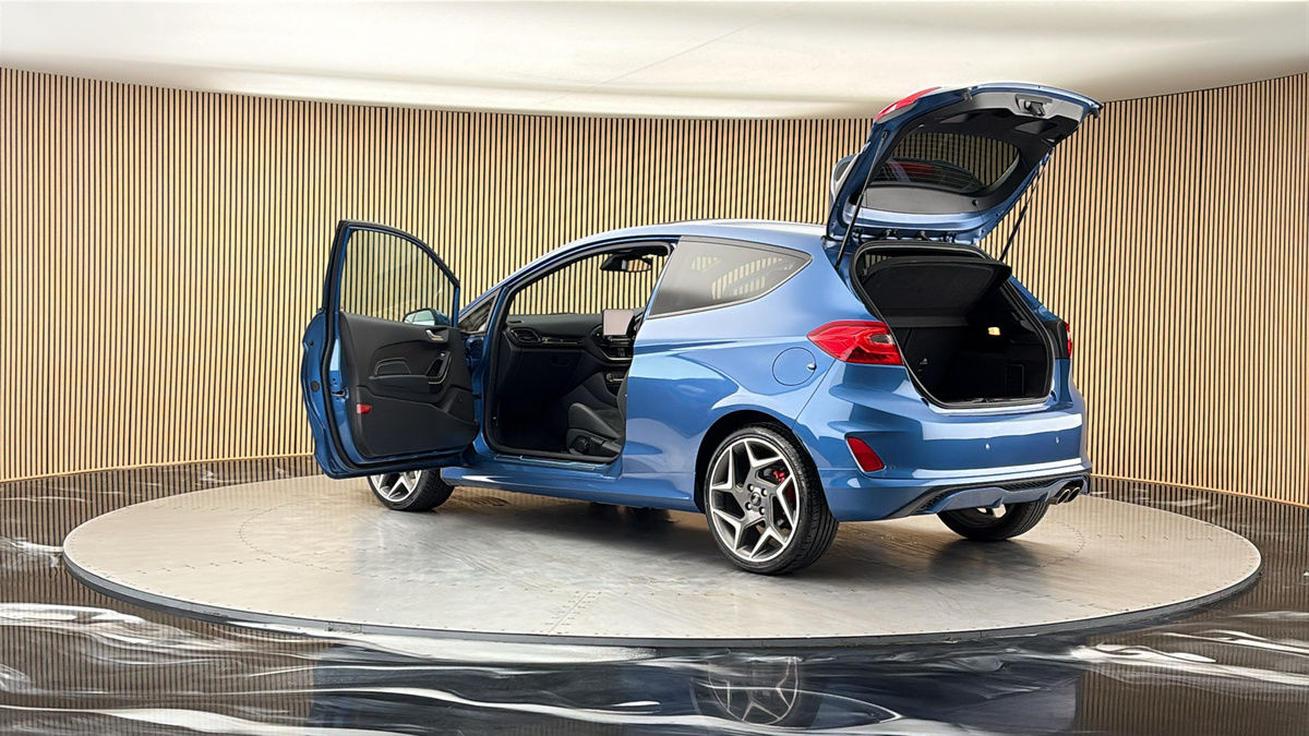 More views of Ford Fiesta