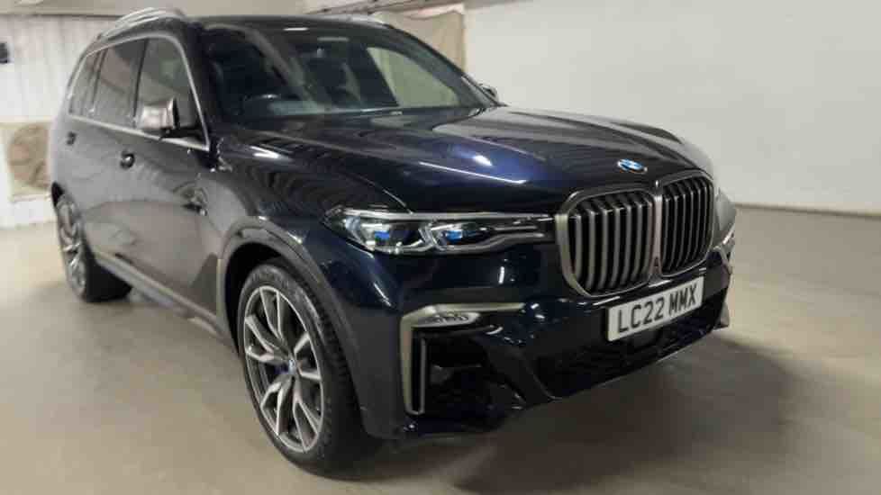 More views of BMW X7