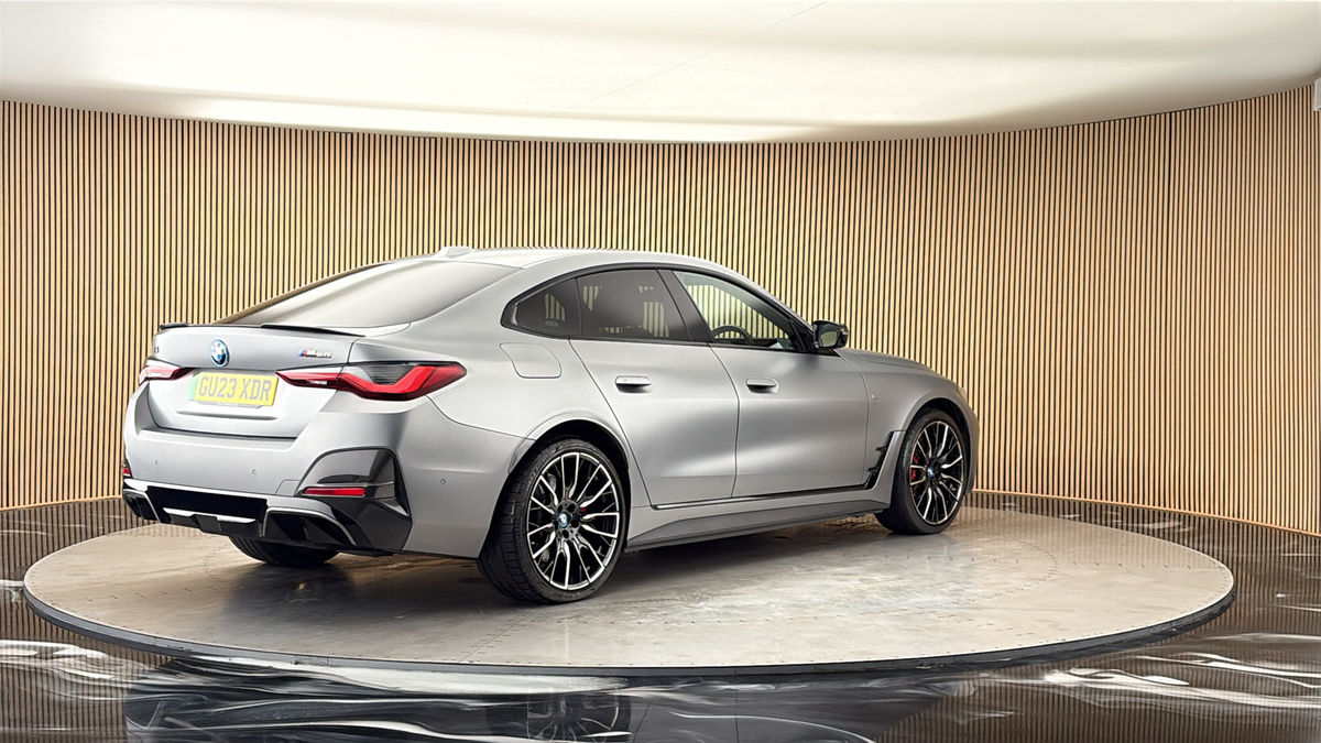BMW i4 Image 22