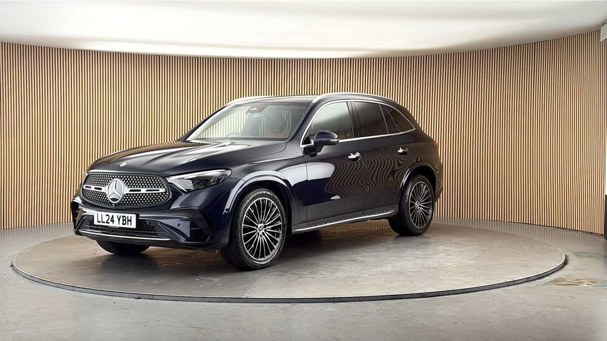 More views of Mercedes-Benz GLC