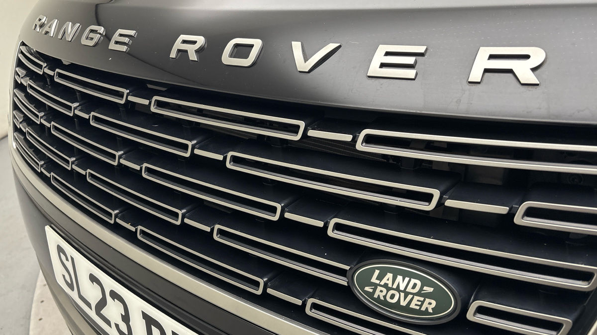Land Rover Range Rover Image 24