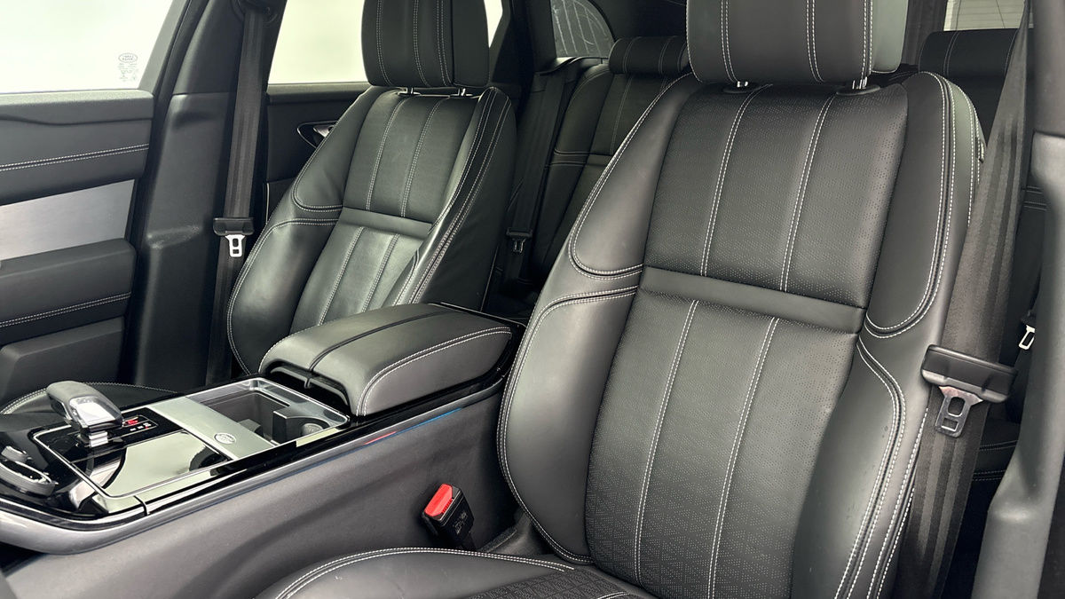 Land Rover Range Rover Velar Image 7