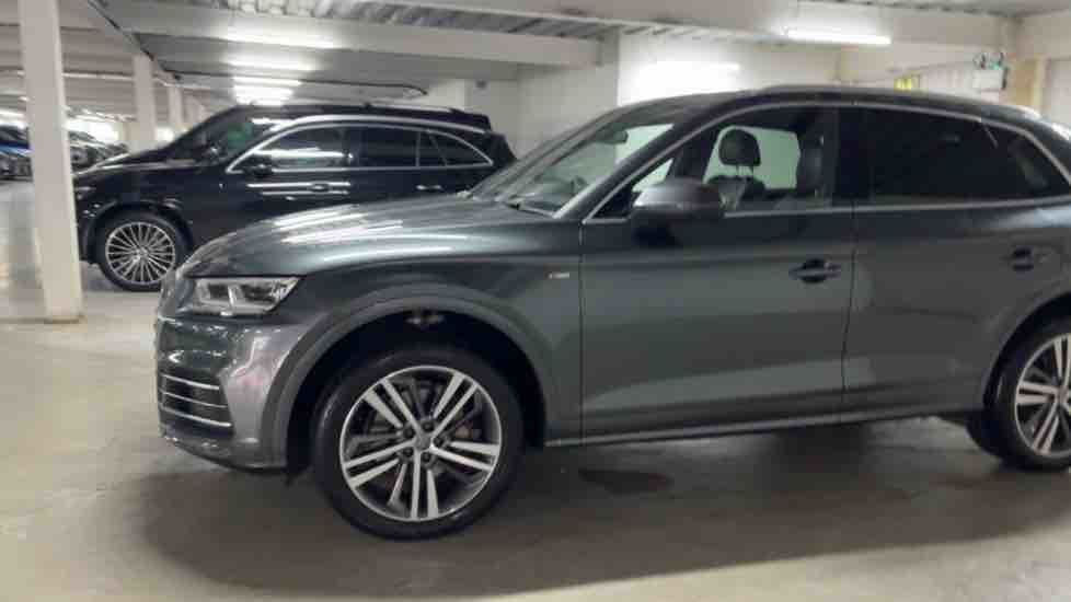 More views of Audi Q5