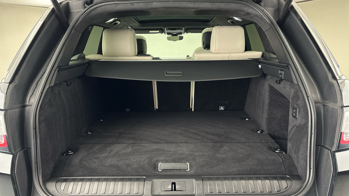 Land Rover Range Rover Sport Image 11