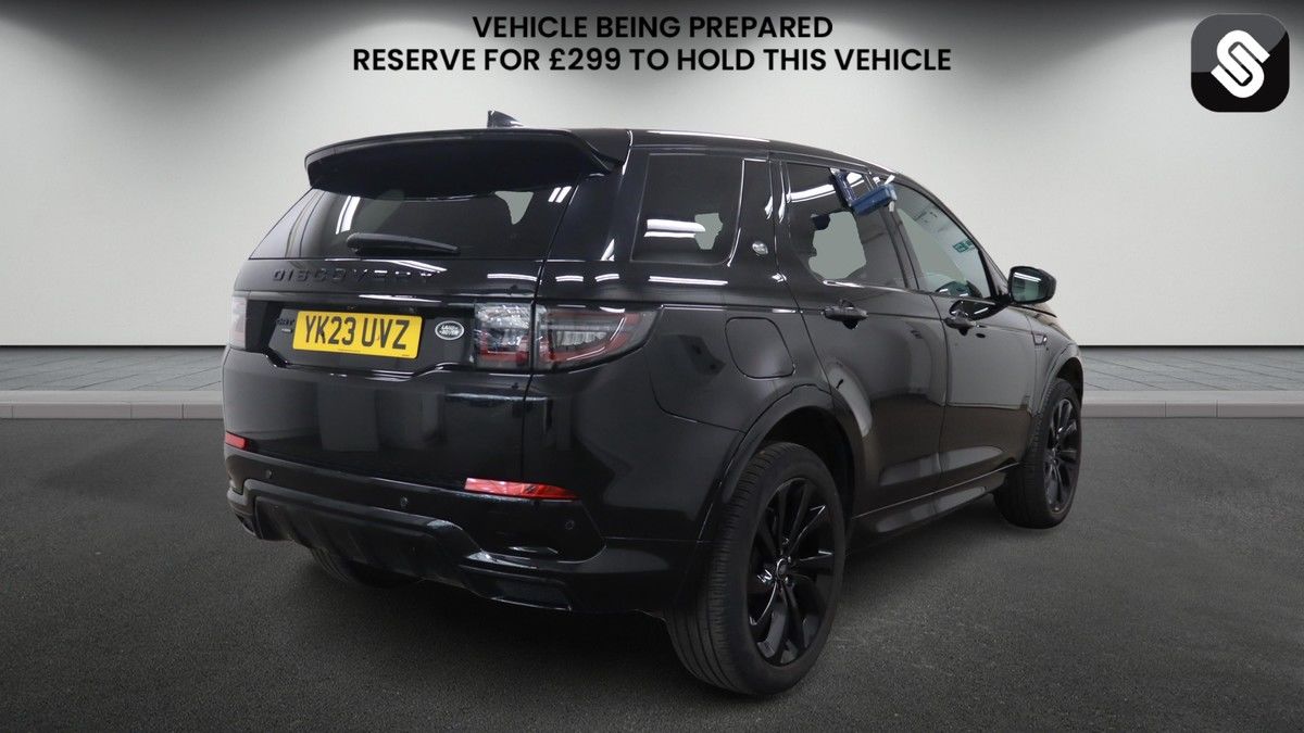Land Rover Discovery Sport Image 4