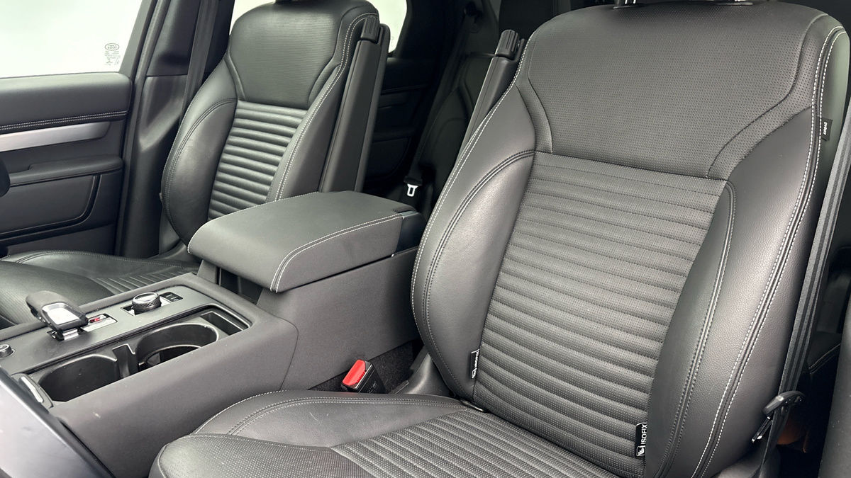 Land Rover Discovery Image 7