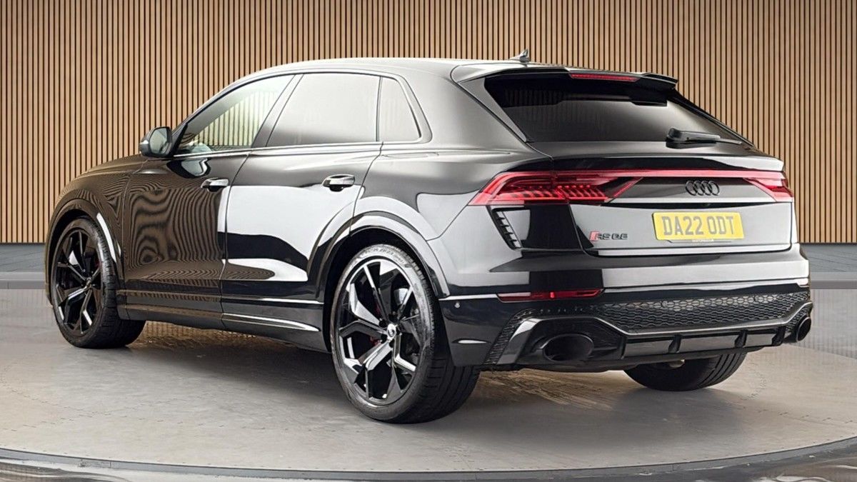 Audi RSQ8 Image 2