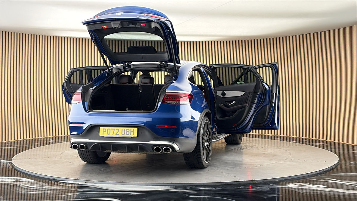 More views of Mercedes-Benz GLC
