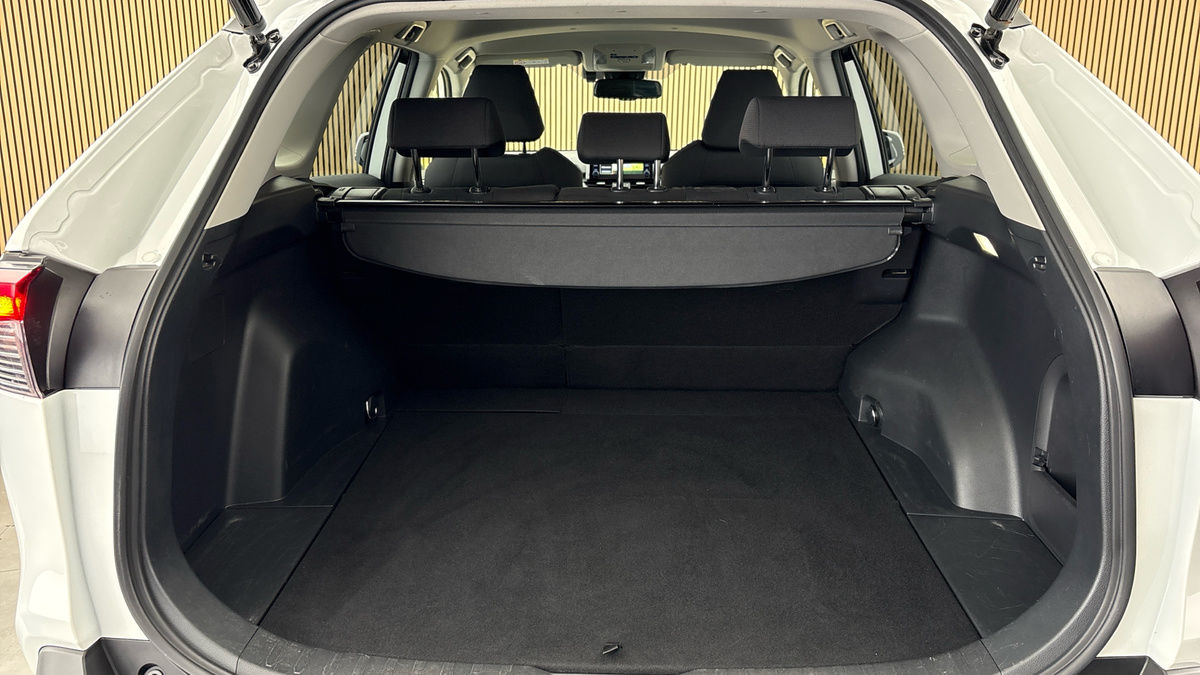 Toyota RAV4 Image 11