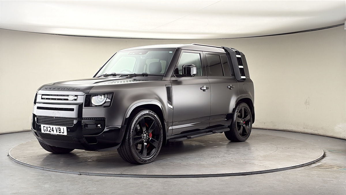 More views of Land Rover Defender 110